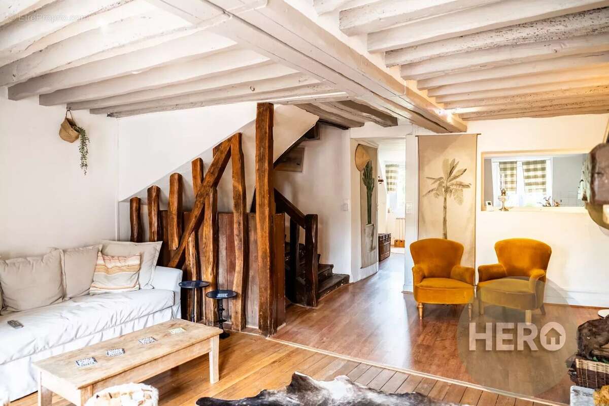 Appartement à JOUARS-PONTCHARTRAIN