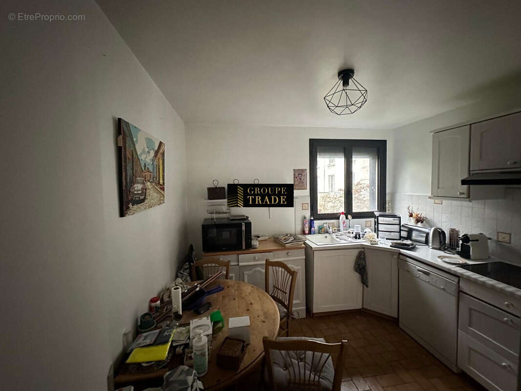 Appartement à PARIS-12E