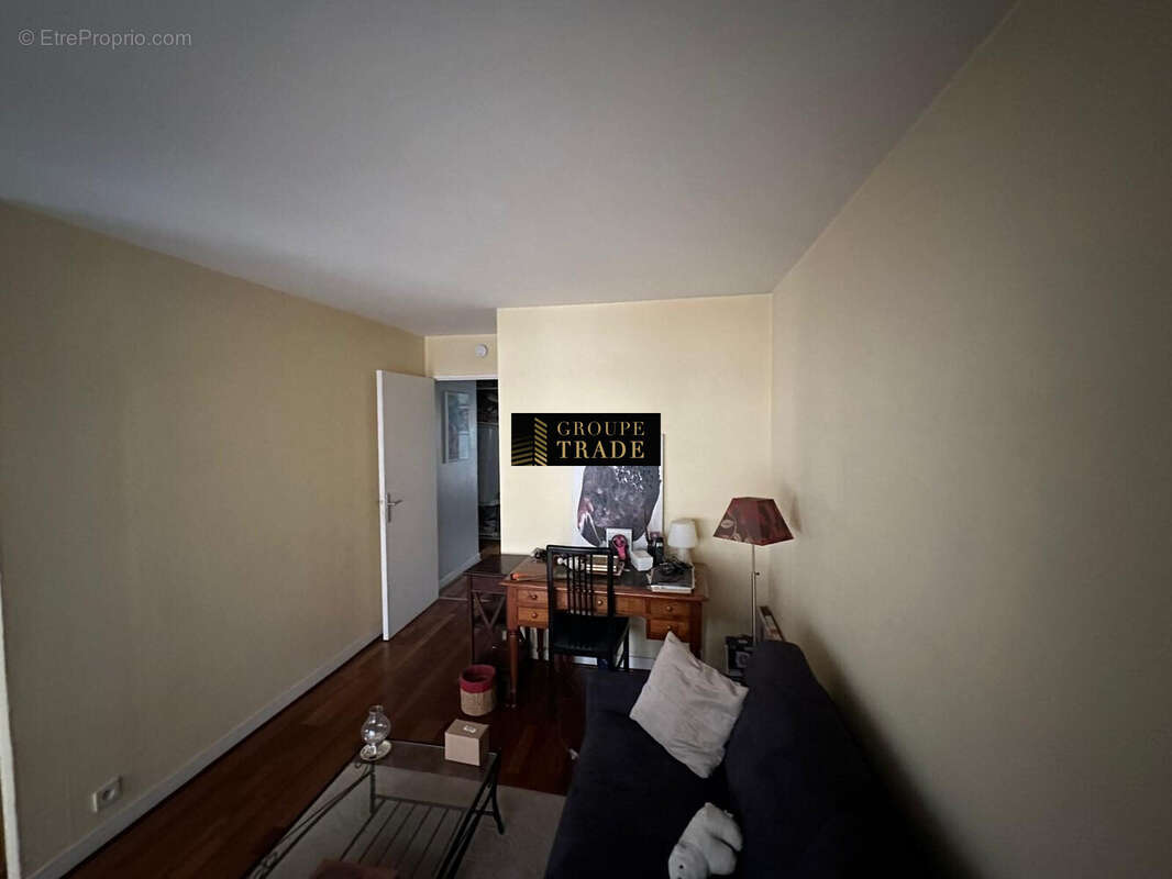 Appartement à PARIS-12E