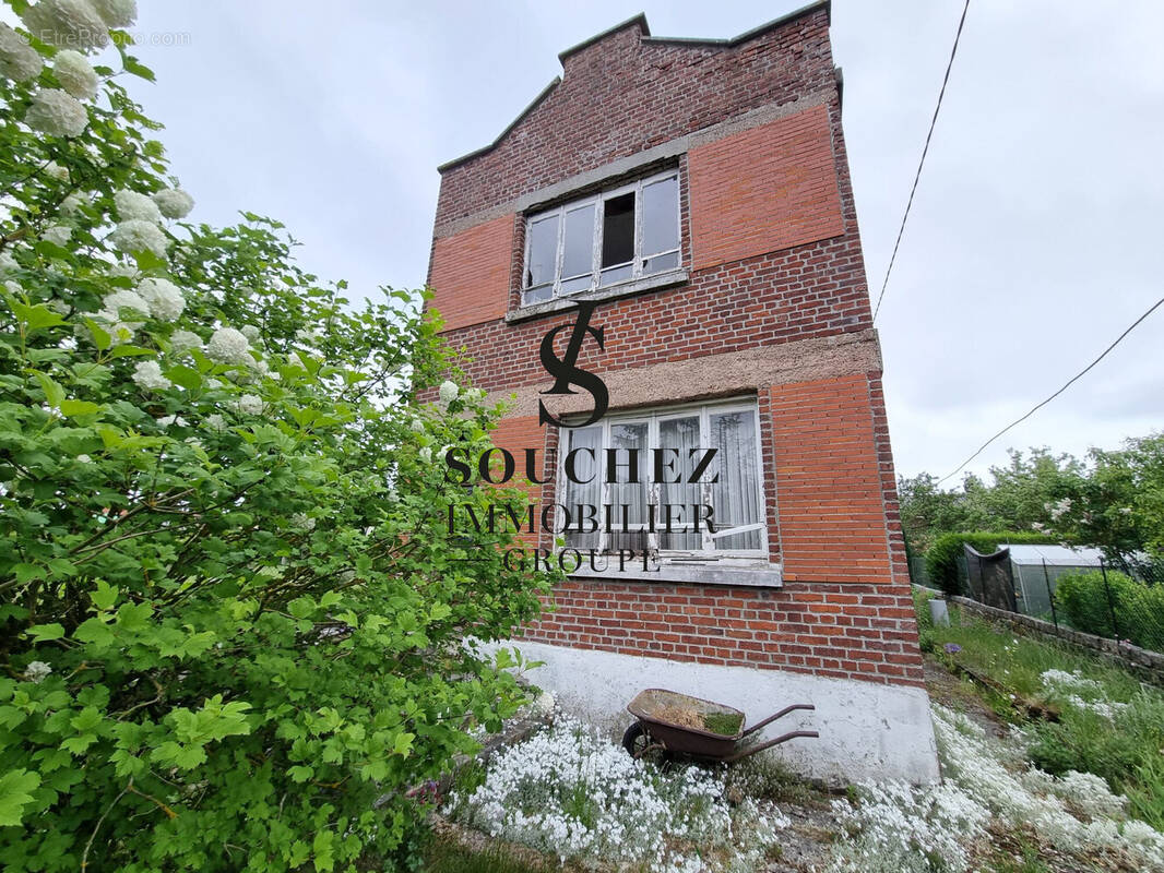 Maison à BOUVIGNY-BOYEFFLES