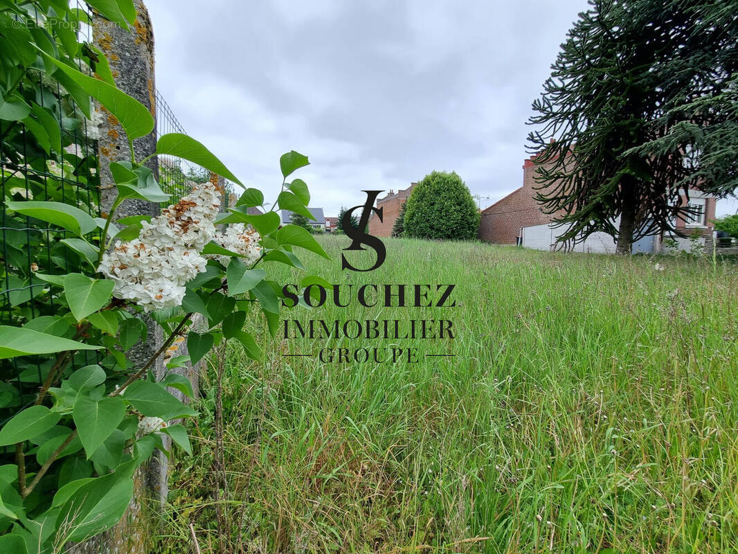 Terrain à BOUVIGNY-BOYEFFLES