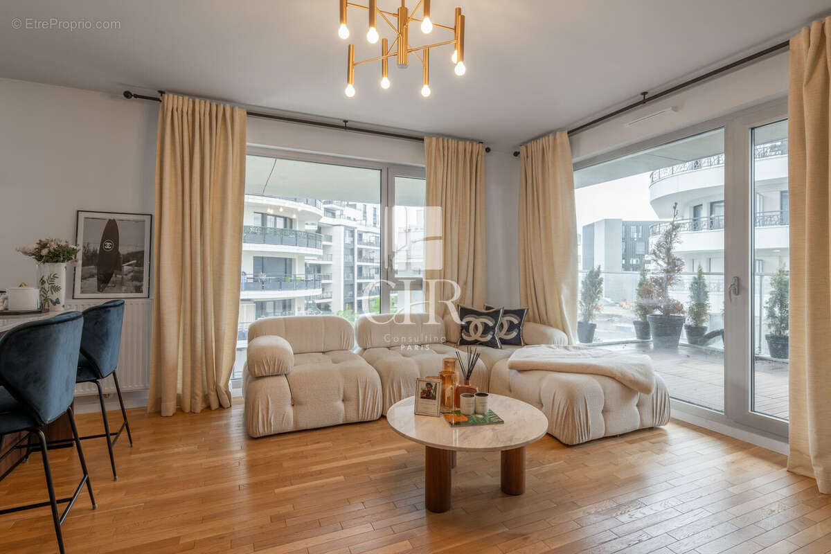 Appartement à COLOMBES