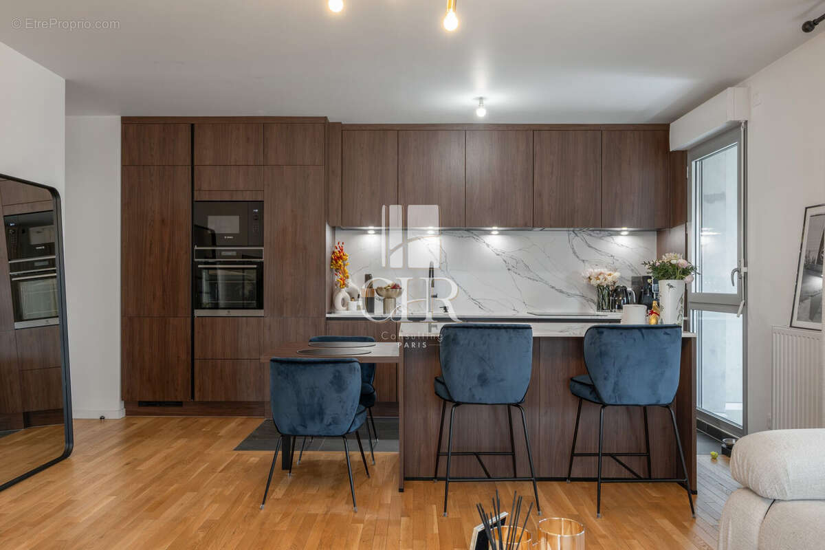 Appartement à COLOMBES