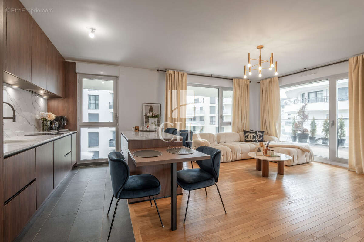 Appartement à COLOMBES