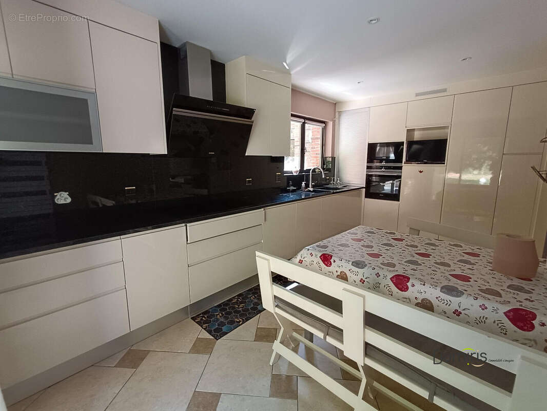 Maison à LYS-LEZ-LANNOY