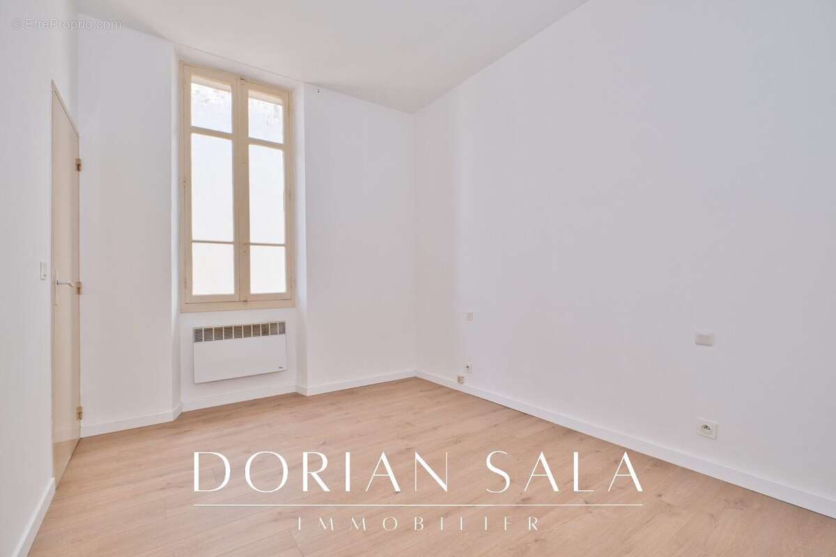 Appartement à MARSEILLE-9E
