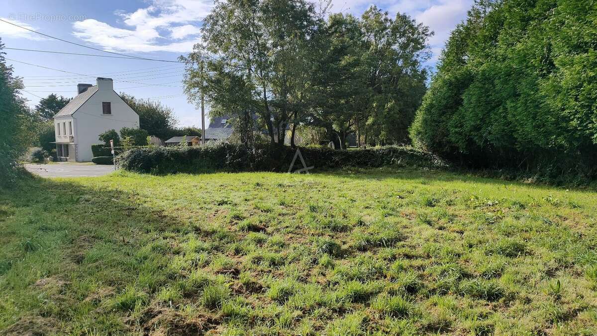 Terrain à MOELAN-SUR-MER