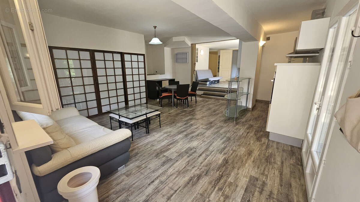 Appartement à MENTON