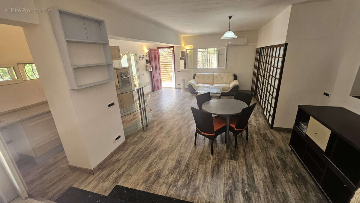 Appartement à MENTON