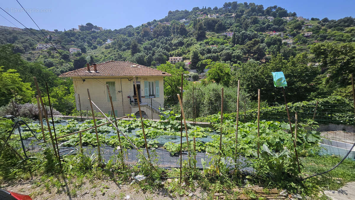 Appartement à MENTON
