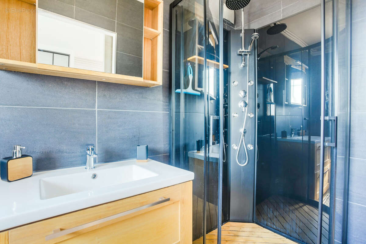 Maison à MANDELIEU-LA-NAPOULE