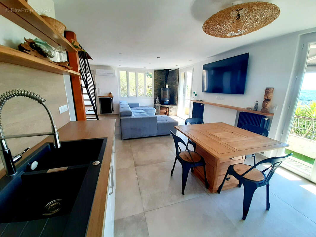 Maison à MANDELIEU-LA-NAPOULE