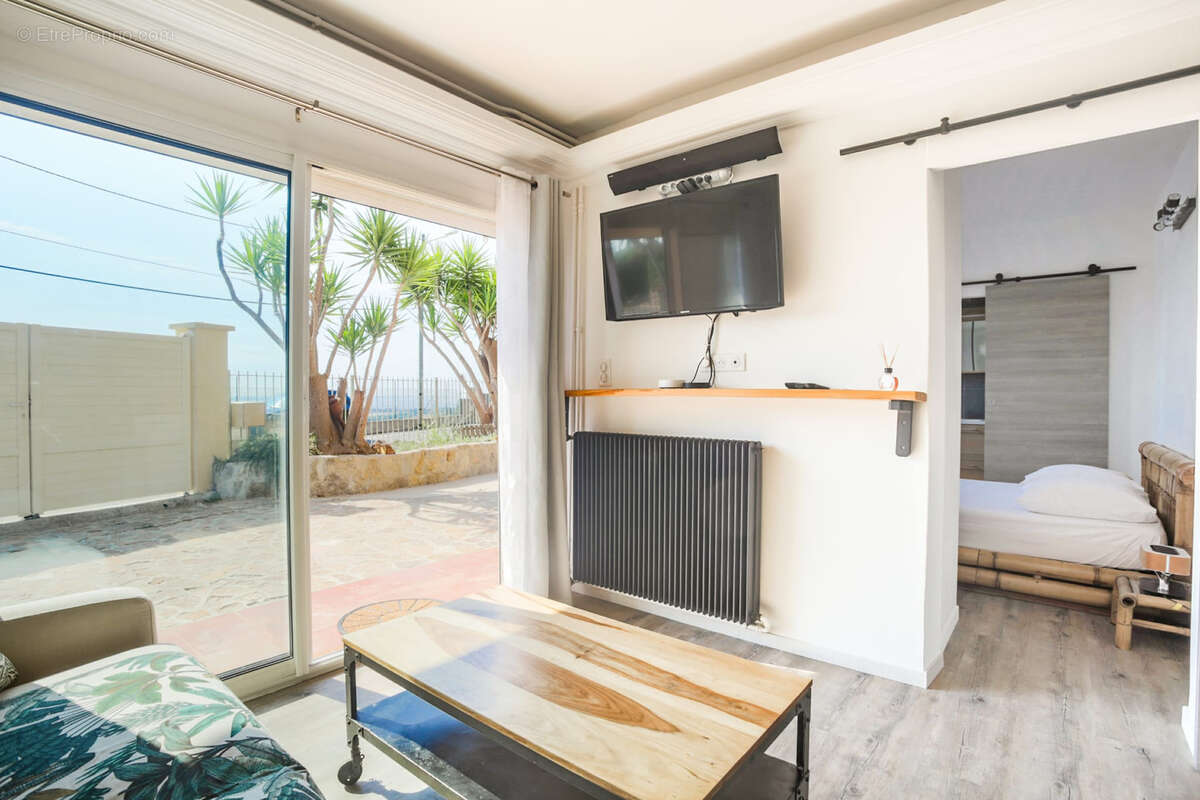 Maison à MANDELIEU-LA-NAPOULE