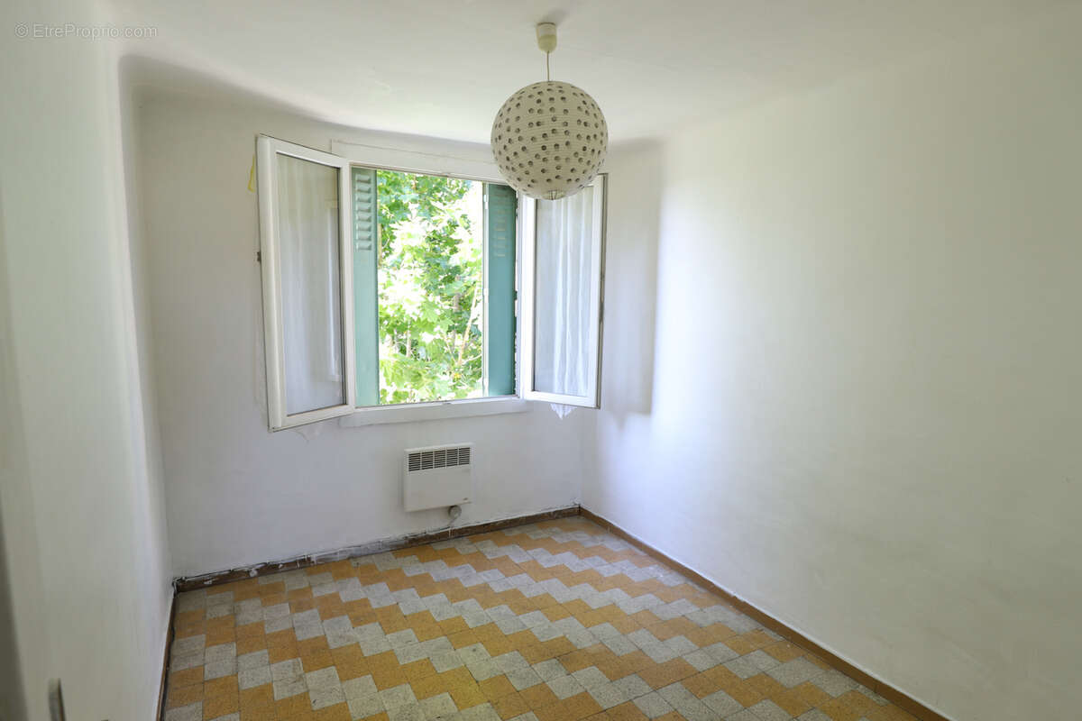 Appartement à MARSEILLE-15E