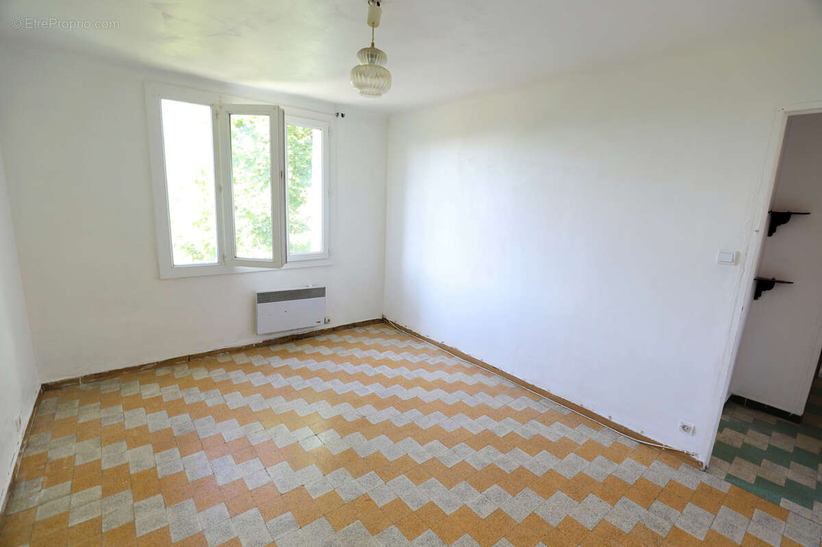 Appartement à MARSEILLE-15E