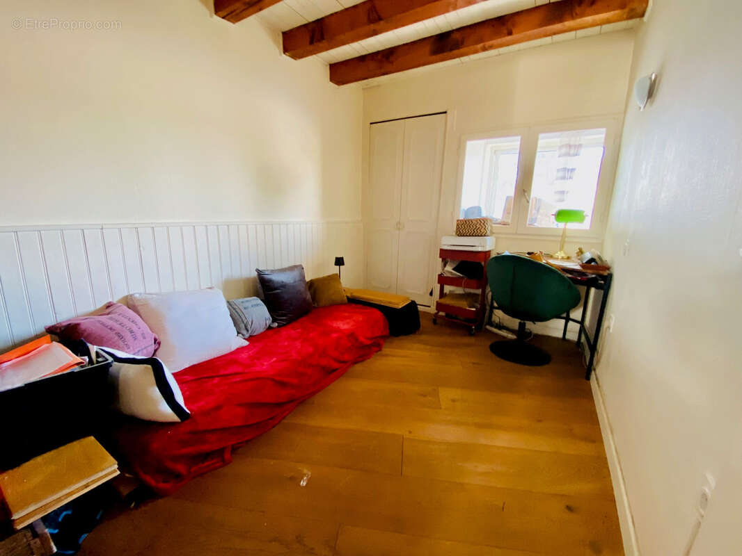 Appartement à LATTES