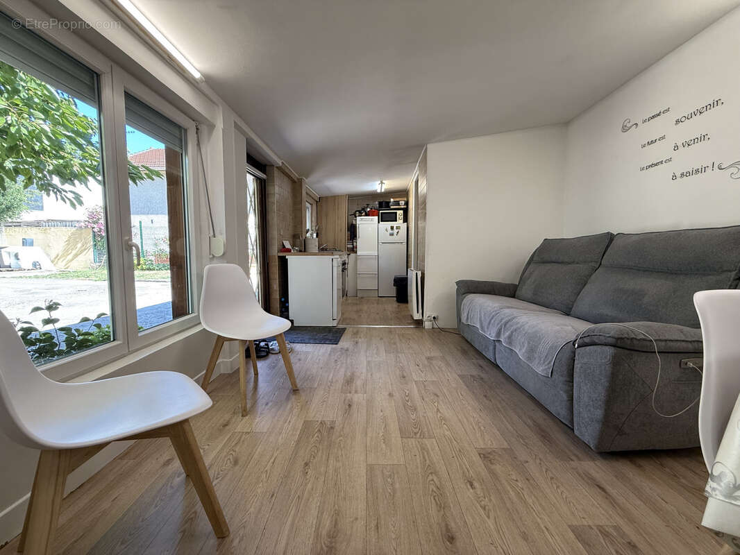 Maison à LE BLANC-MESNIL