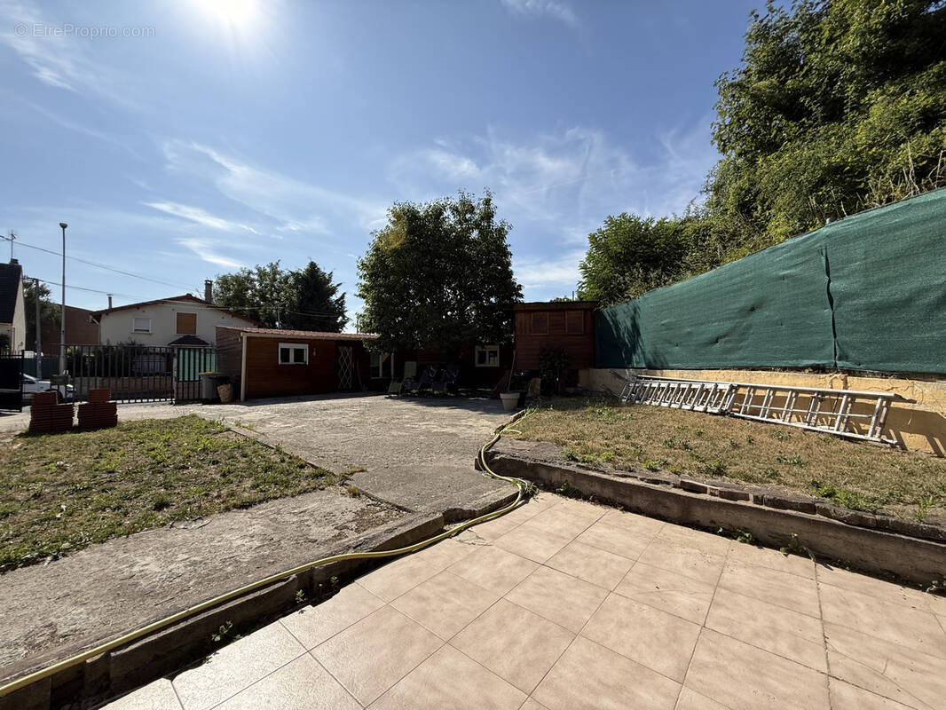 Maison à LE BLANC-MESNIL