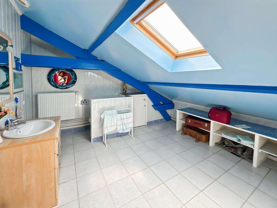 Maison à SAINT-LEON-SUR-L&#039;ISLE