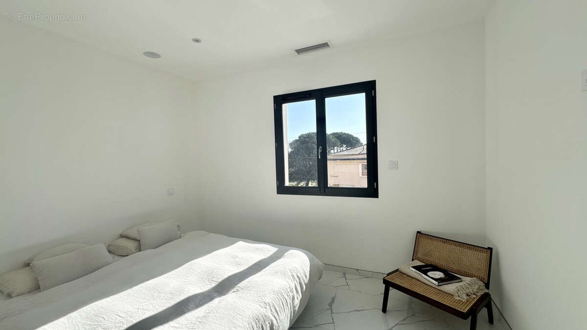 Maison à BAGNOLS-SUR-CEZE