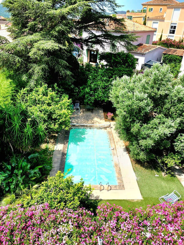 Maison à BORMES-LES-MIMOSAS