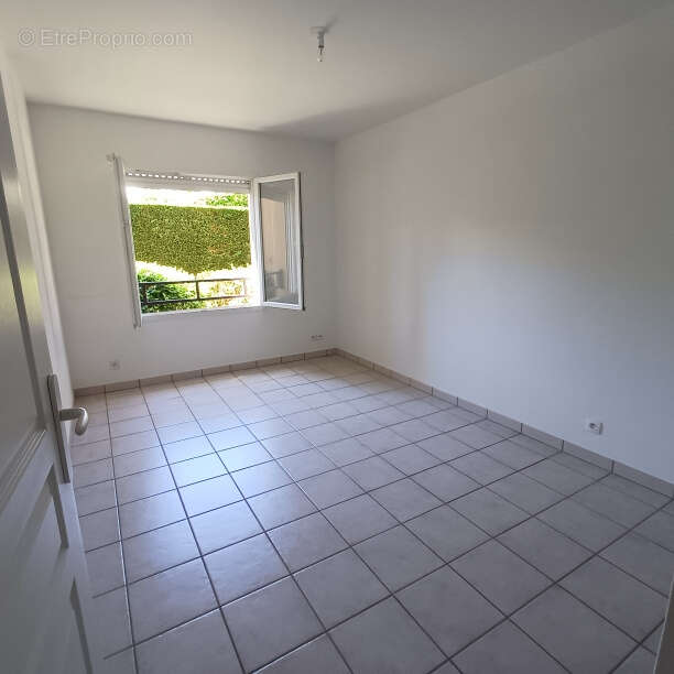 Appartement à SAVIGNEUX