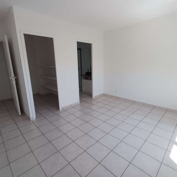 Appartement à SAVIGNEUX