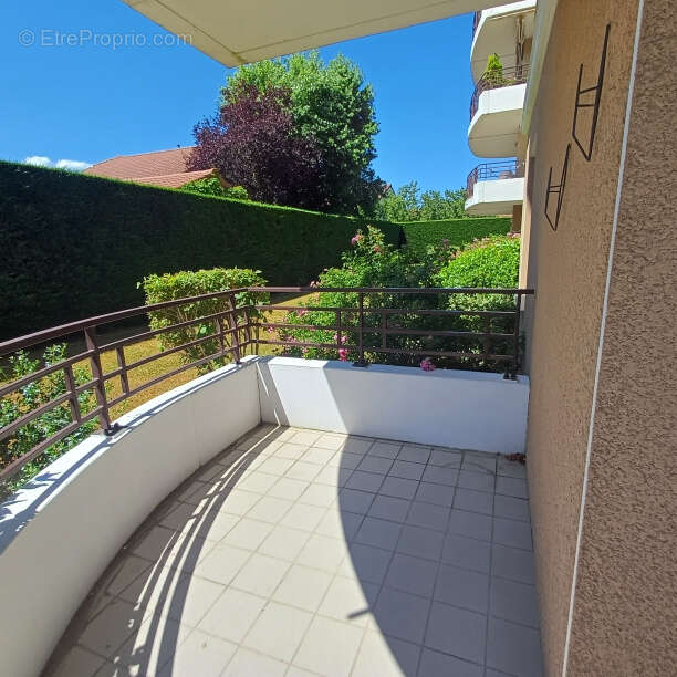 Appartement à SAVIGNEUX