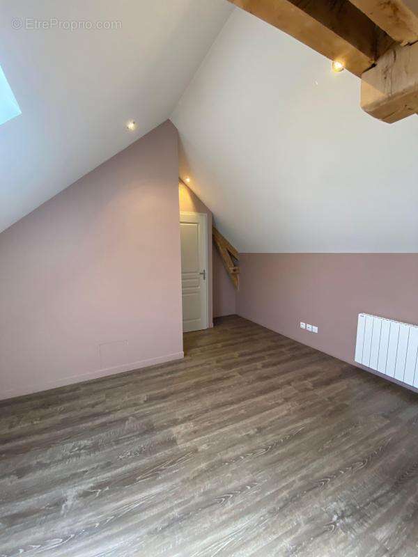 Appartement à PONT-DE-CHERUY