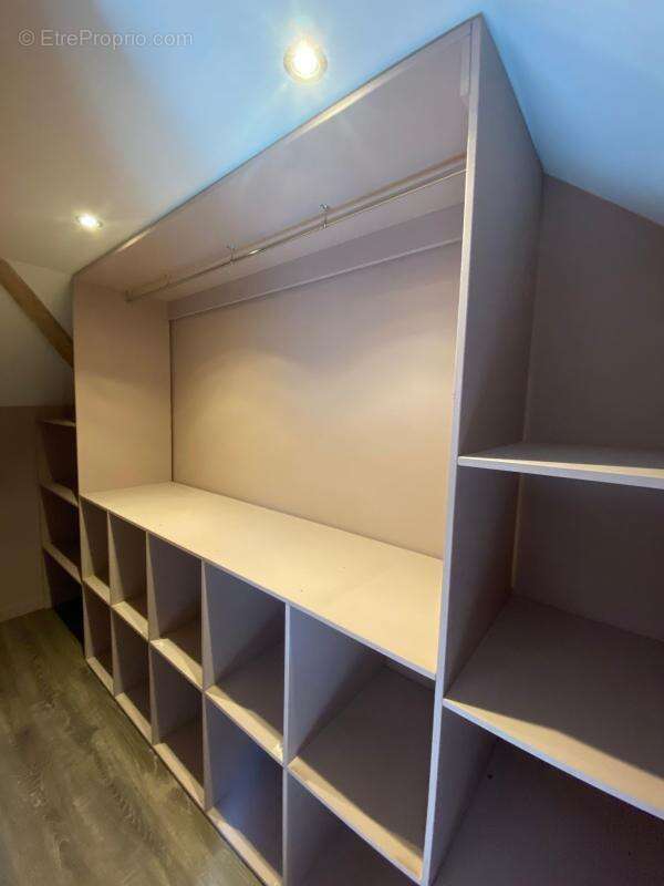 Appartement à PONT-DE-CHERUY