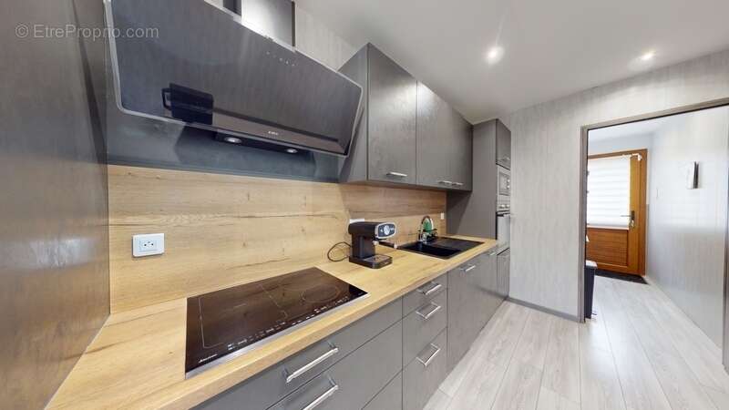 Maison à LONGLAVILLE