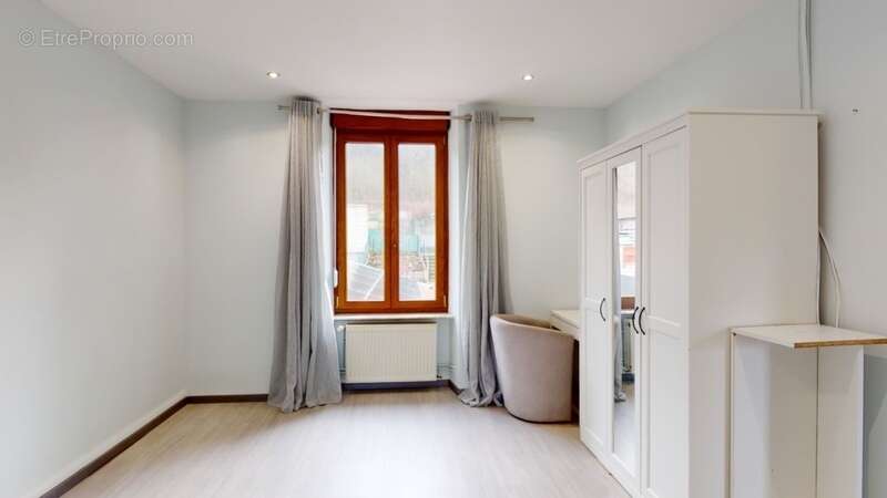 Maison à LONGLAVILLE