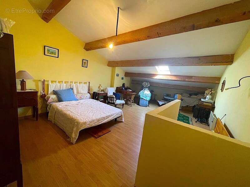 Maison à CASCASTEL-DES-CORBIERES