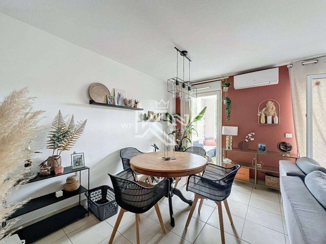 Appartement à FREJUS