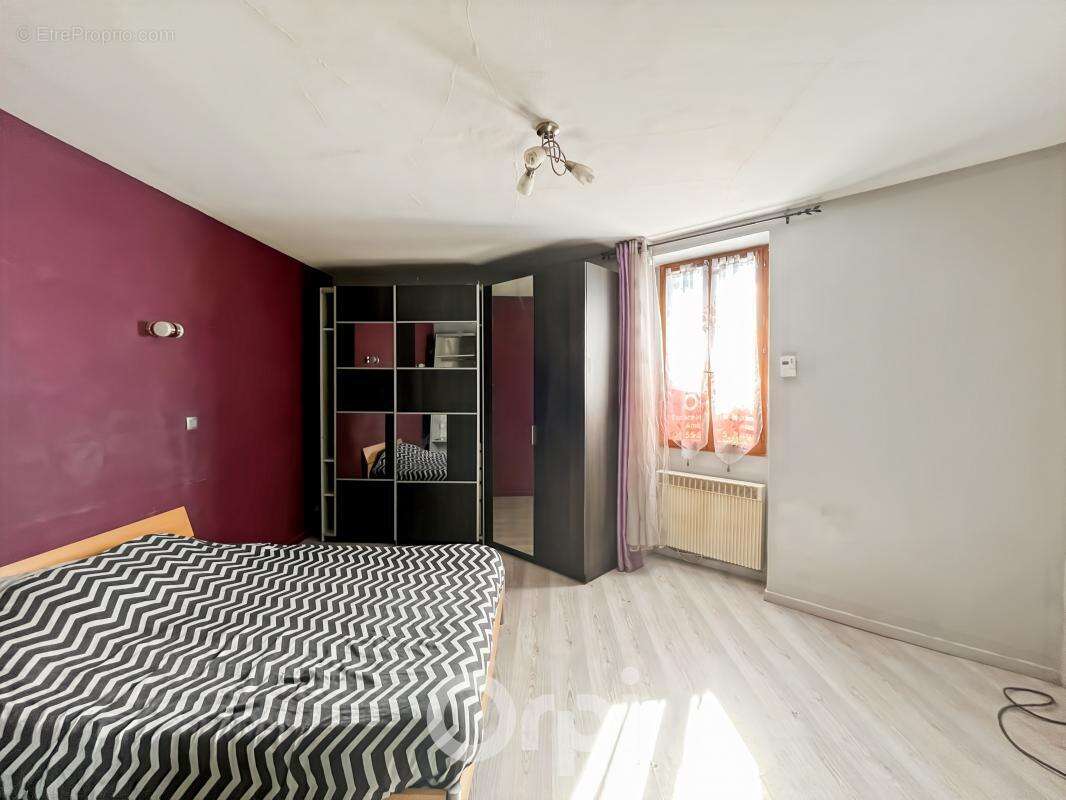 Maison à BERSAC-SUR-RIVALIER