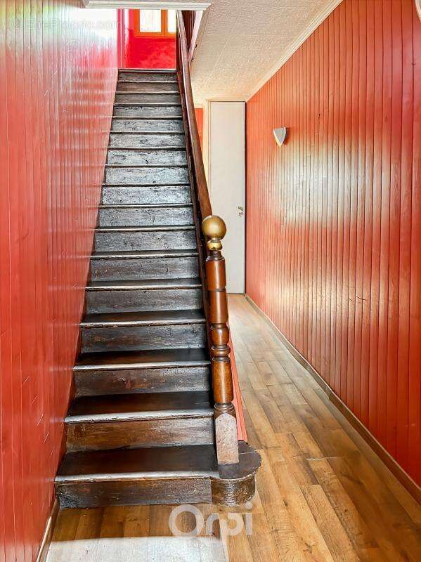 Maison à BERSAC-SUR-RIVALIER