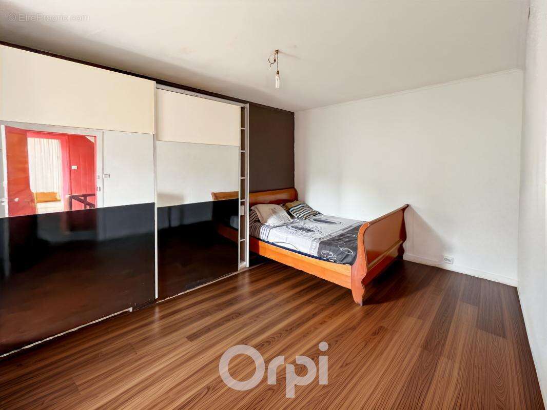 Maison à BERSAC-SUR-RIVALIER