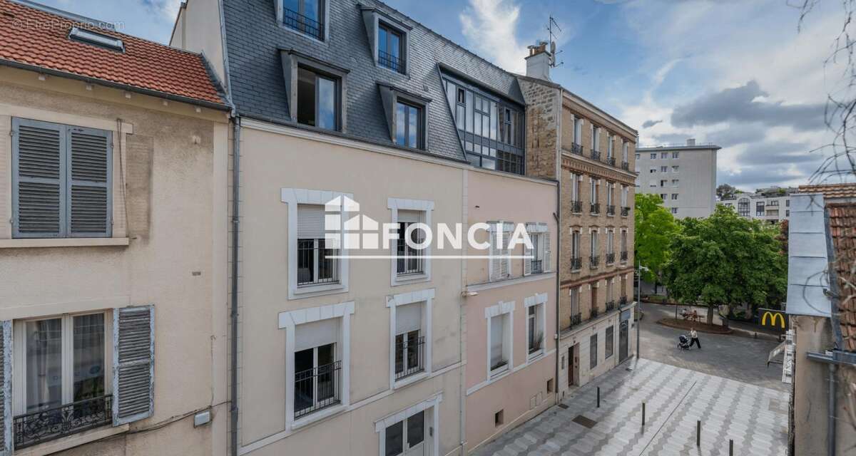 Appartement à SURESNES