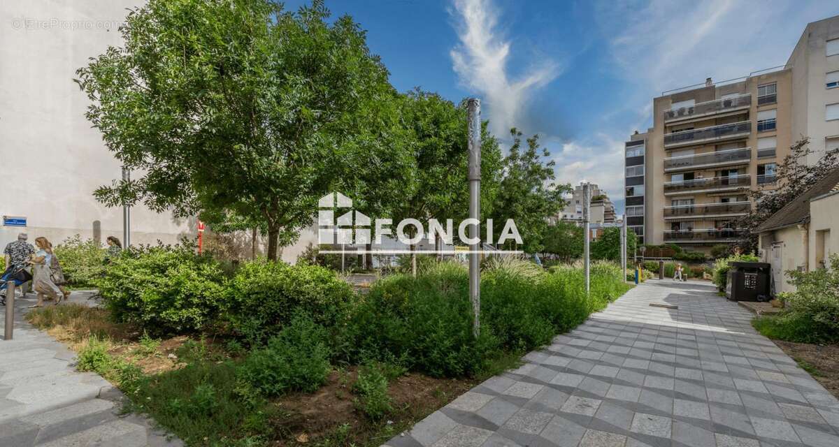 Appartement à SURESNES