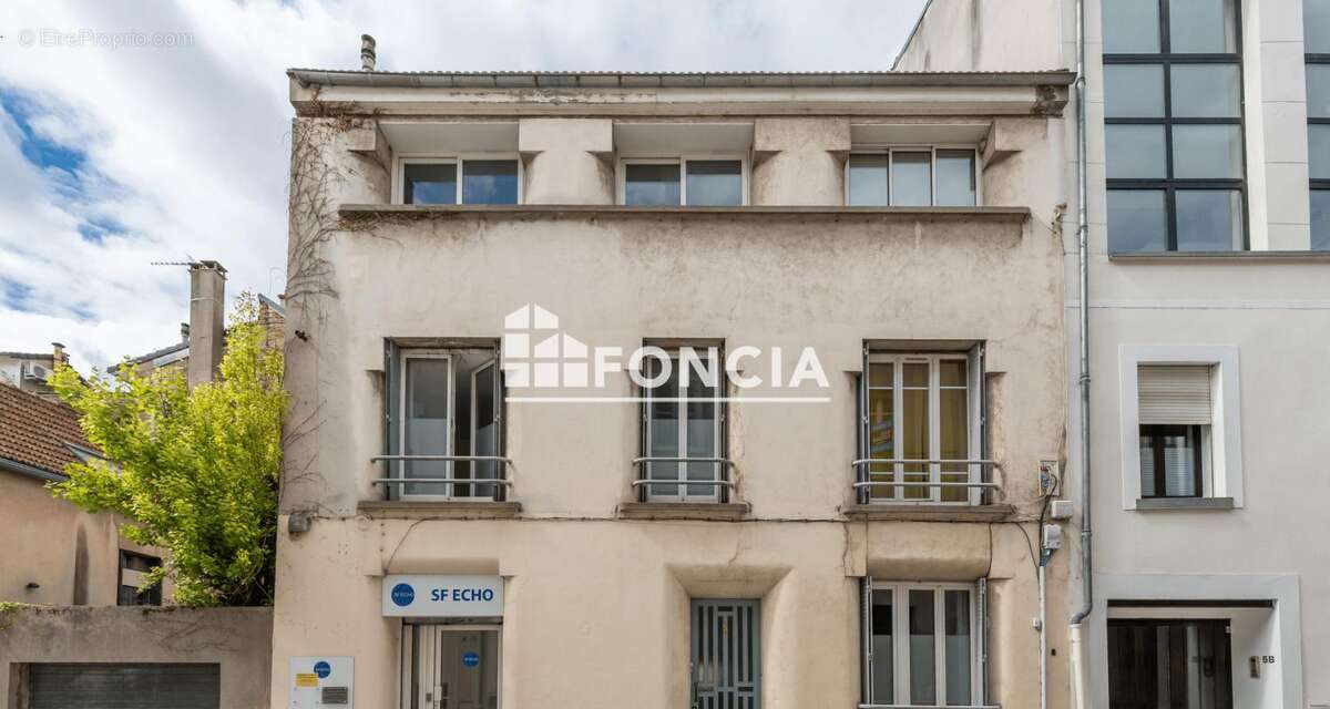 Appartement à SURESNES