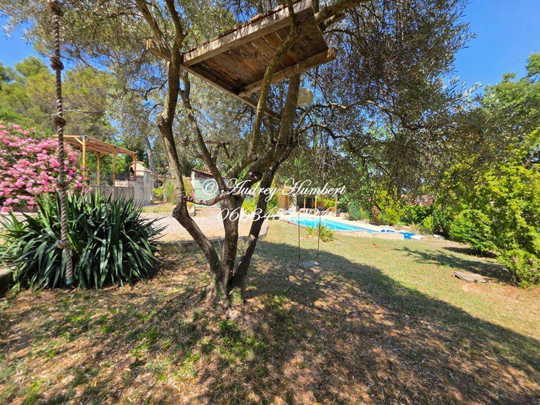 Maison à PIERREVERT