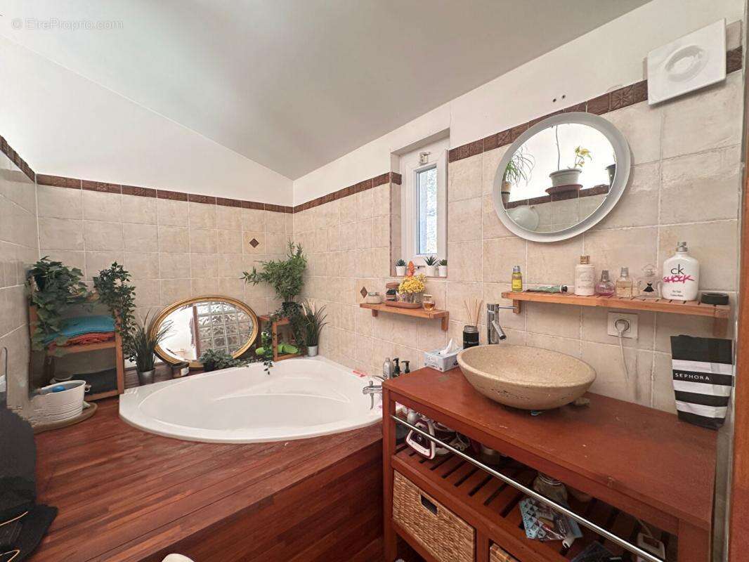 Maison à PIERREVERT