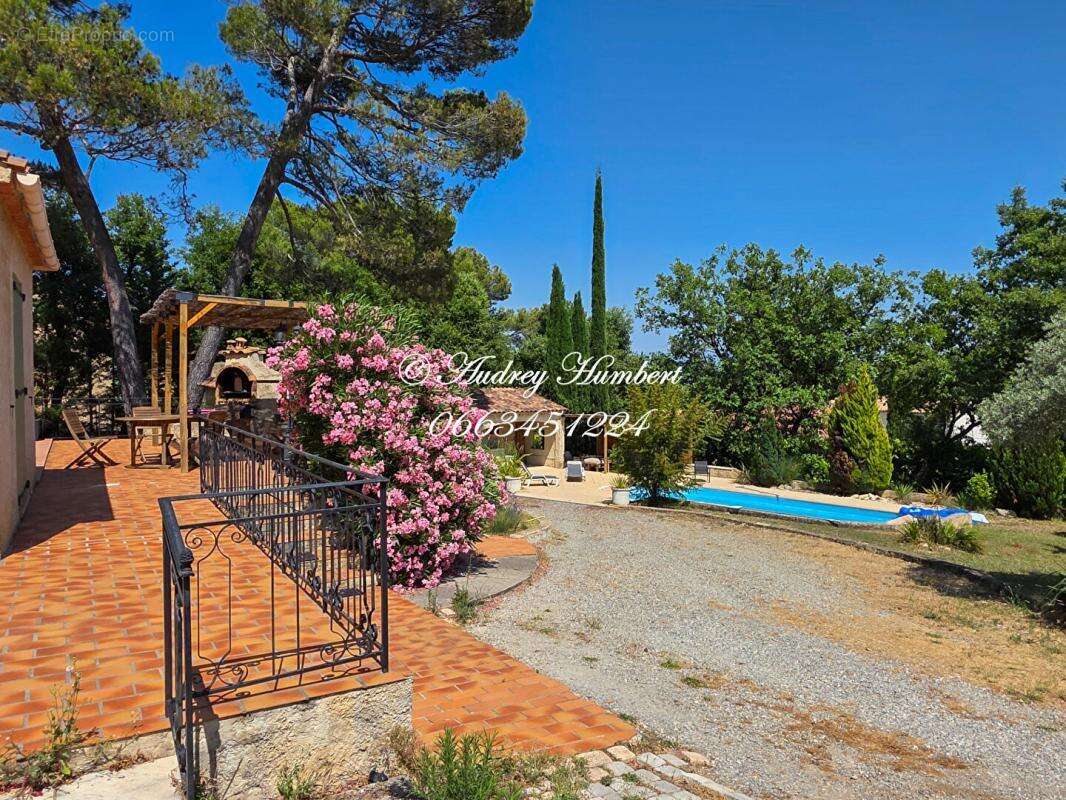 Maison à PIERREVERT