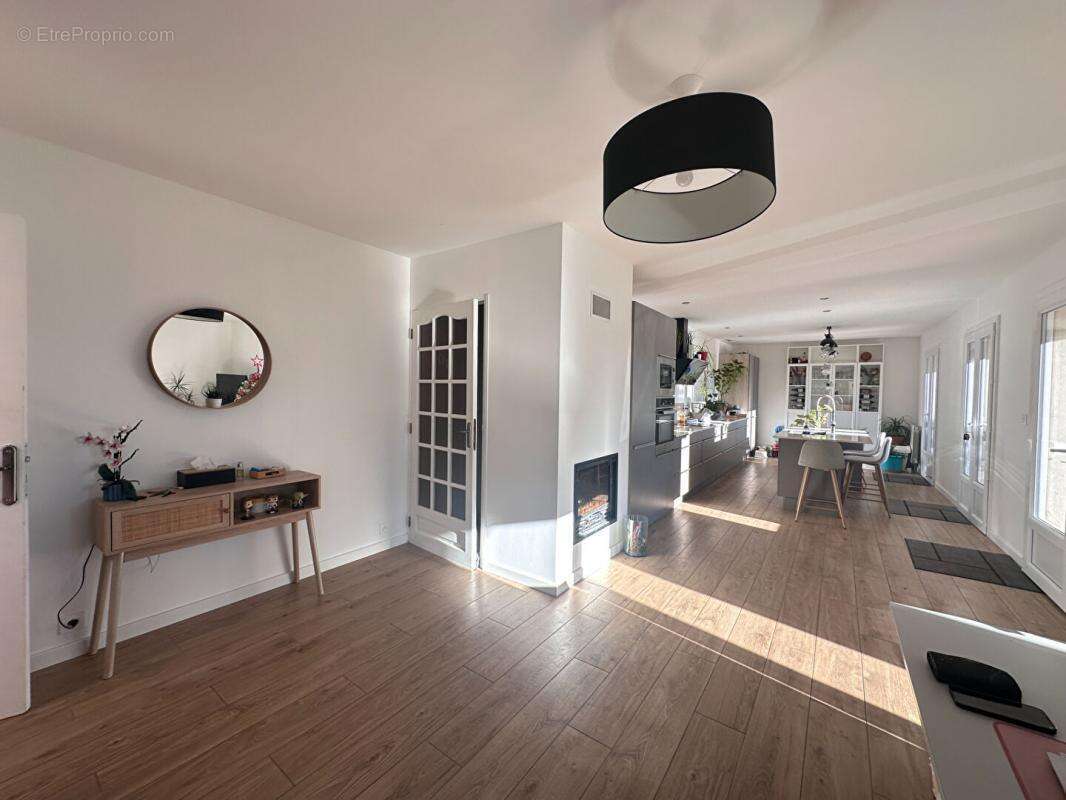 Maison à PIERREVERT