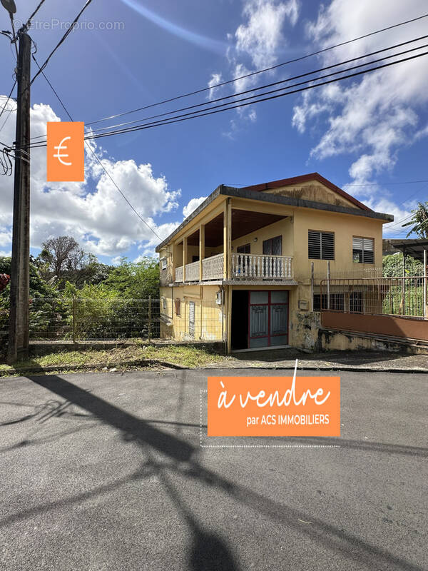 Maison à FORT-DE-FRANCE