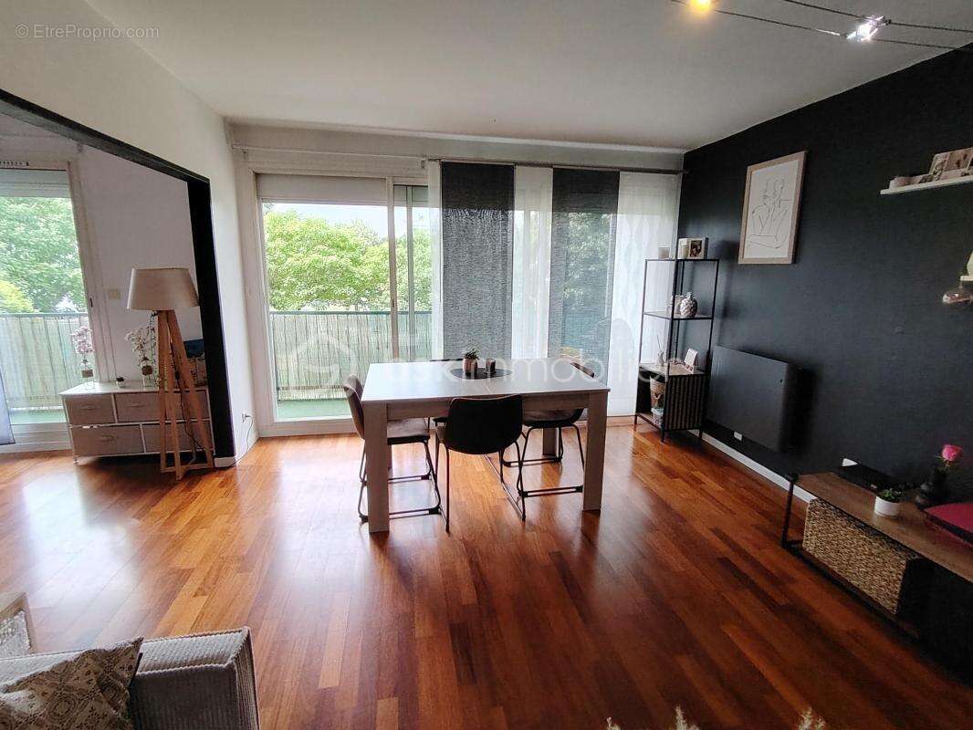 Appartement à CASTELGINEST