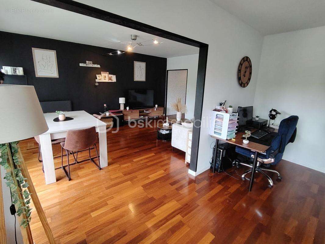 Appartement à CASTELGINEST