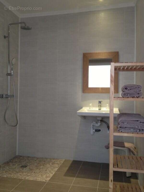 Commerce à LES SABLES-D&#039;OLONNE