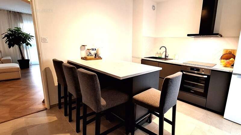 Appartement à MARSEILLE-13E