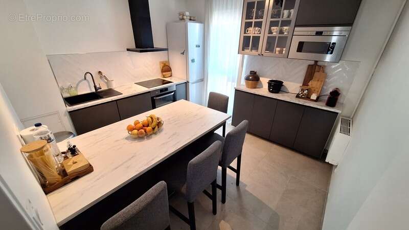 Appartement à MARSEILLE-13E